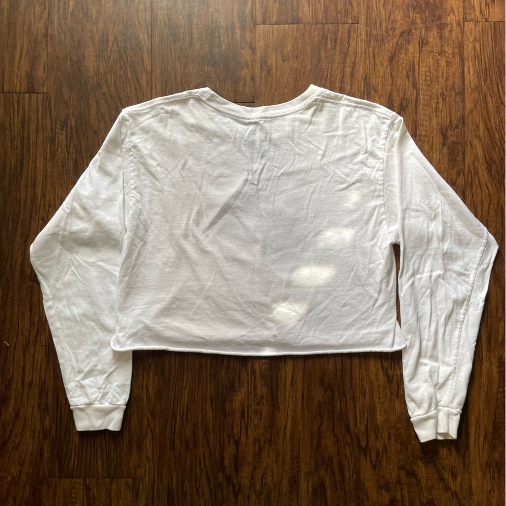 Official Selena Quintanilla Cropped Long Sleeve Graphic Tee - Picture 7 of 7